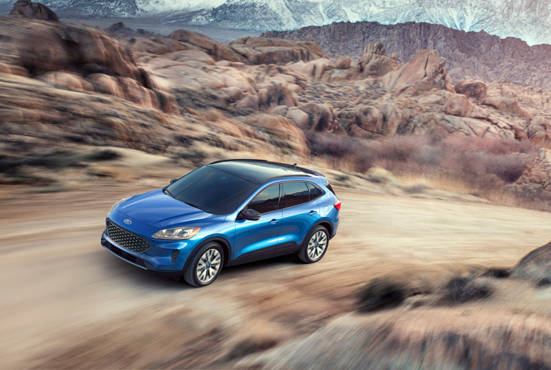 Illustration for article titled The 2020 Ford Escape Has Two Hybrid Options and a Happy Face